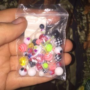 Plastic belly rings